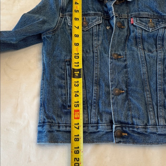 EUC! Levi’s Girls Sherpa Lined Denim Jacket, sz 8-10 - Picture 7 of 12